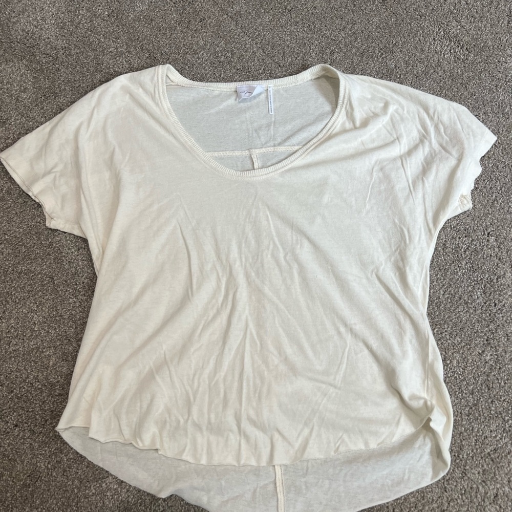 urban outfitters white t shirt